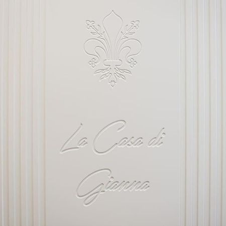 Ferienwohnung Keys Of Italy - Sgiuseppe 18 - Monolocale Intimo E Conveniente A Santa Croce Florenz Exterior foto