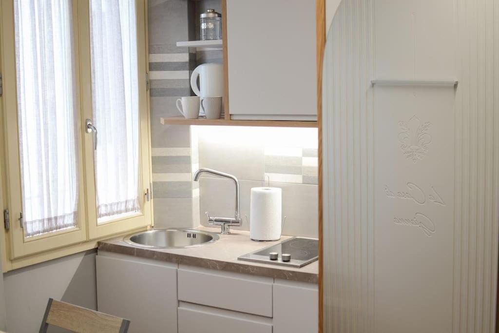 Ferienwohnung Keys Of Italy - Sgiuseppe 18 - Monolocale Intimo E Conveniente A Santa Croce Florenz Exterior foto
