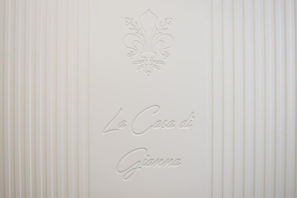 Ferienwohnung Keys Of Italy - Sgiuseppe 18 - Monolocale Intimo E Conveniente A Santa Croce Florenz Exterior foto